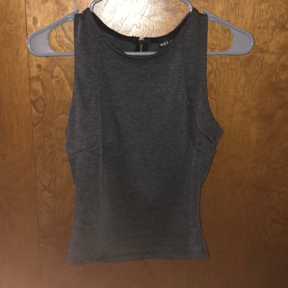 FINAL SALE‼️Wet Seal Super Cute Gray Tank Top
